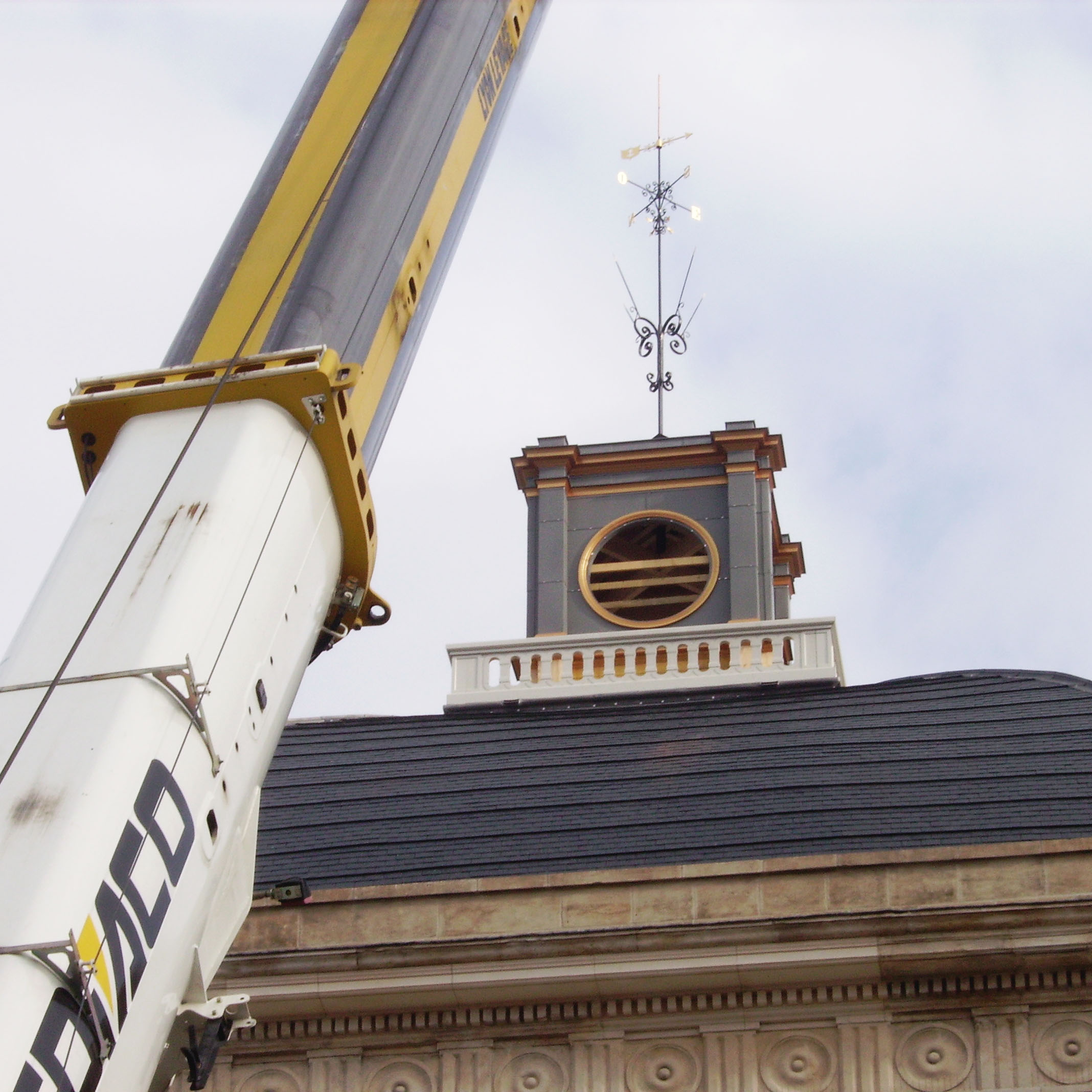 Ouvrages Spéciaux Rénovation Charpente bois Saint-Omer Hotel de ville - Charpentier des Flandres 