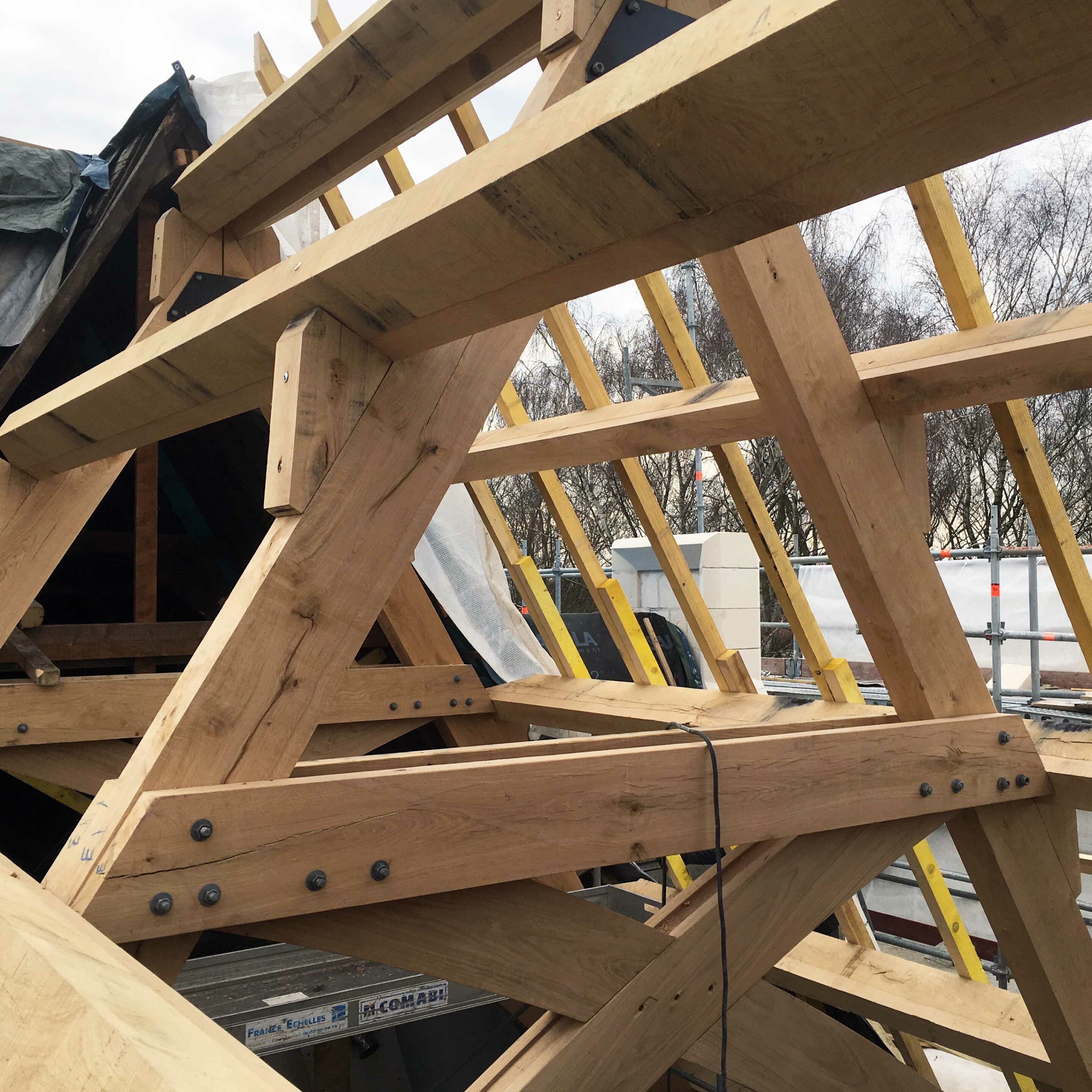 Ouvrages Spéciaux Rénovation Charpente bois Wambrechies château de Robersart - Charpentier des Flandres